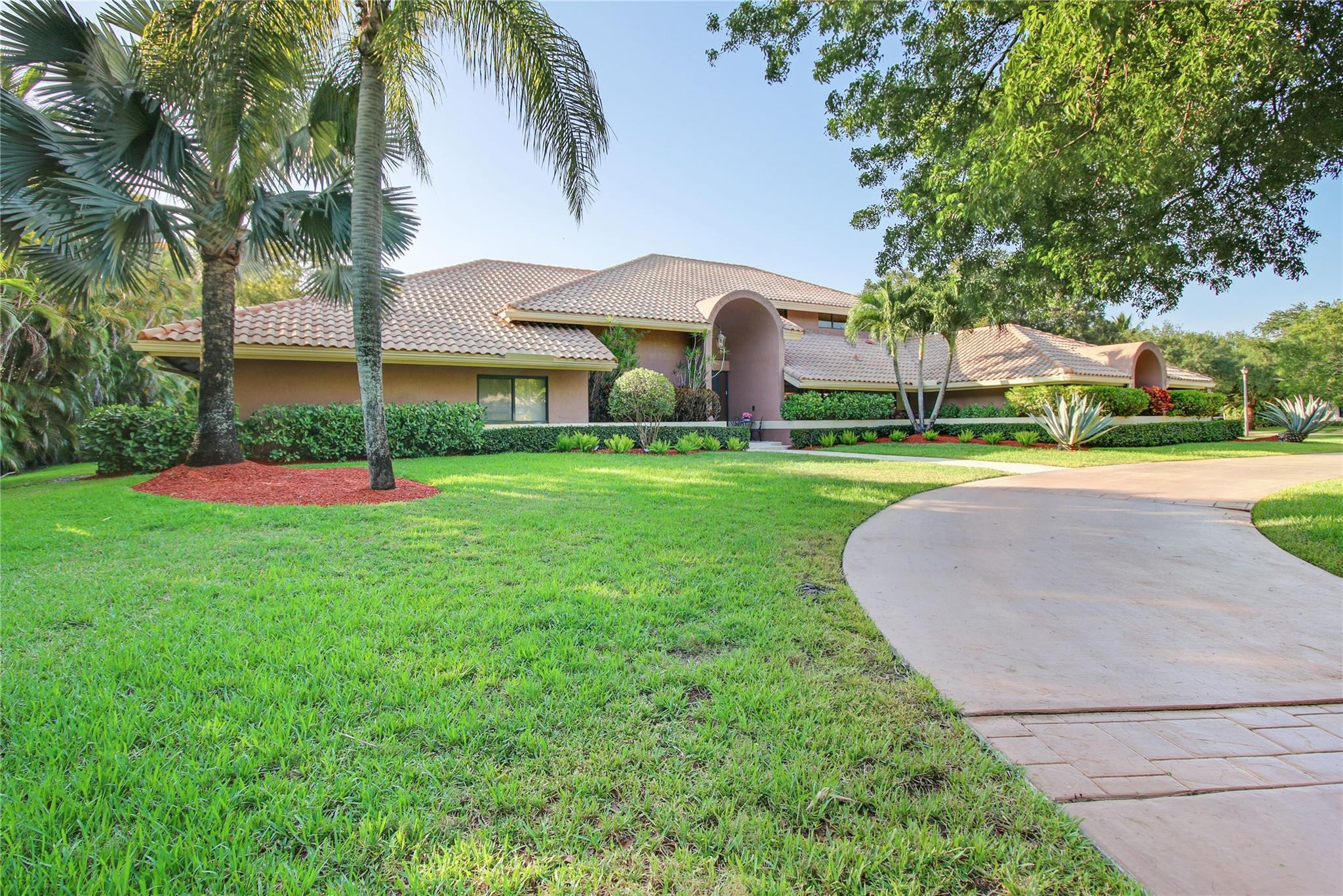 7011 Hialeah Lane, Parkland