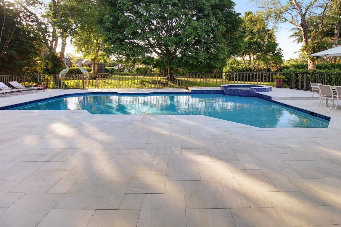 7011 Hialeah Lane, Parkland