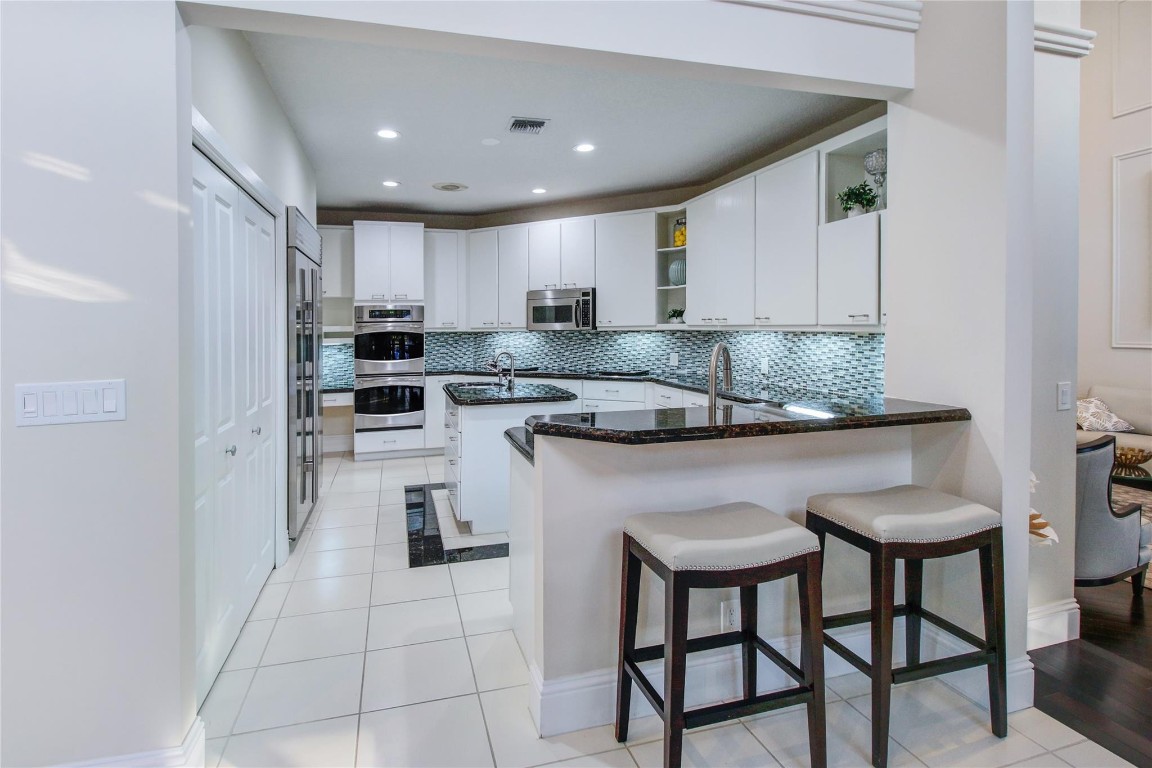 7011 Hialeah Lane, Parkland