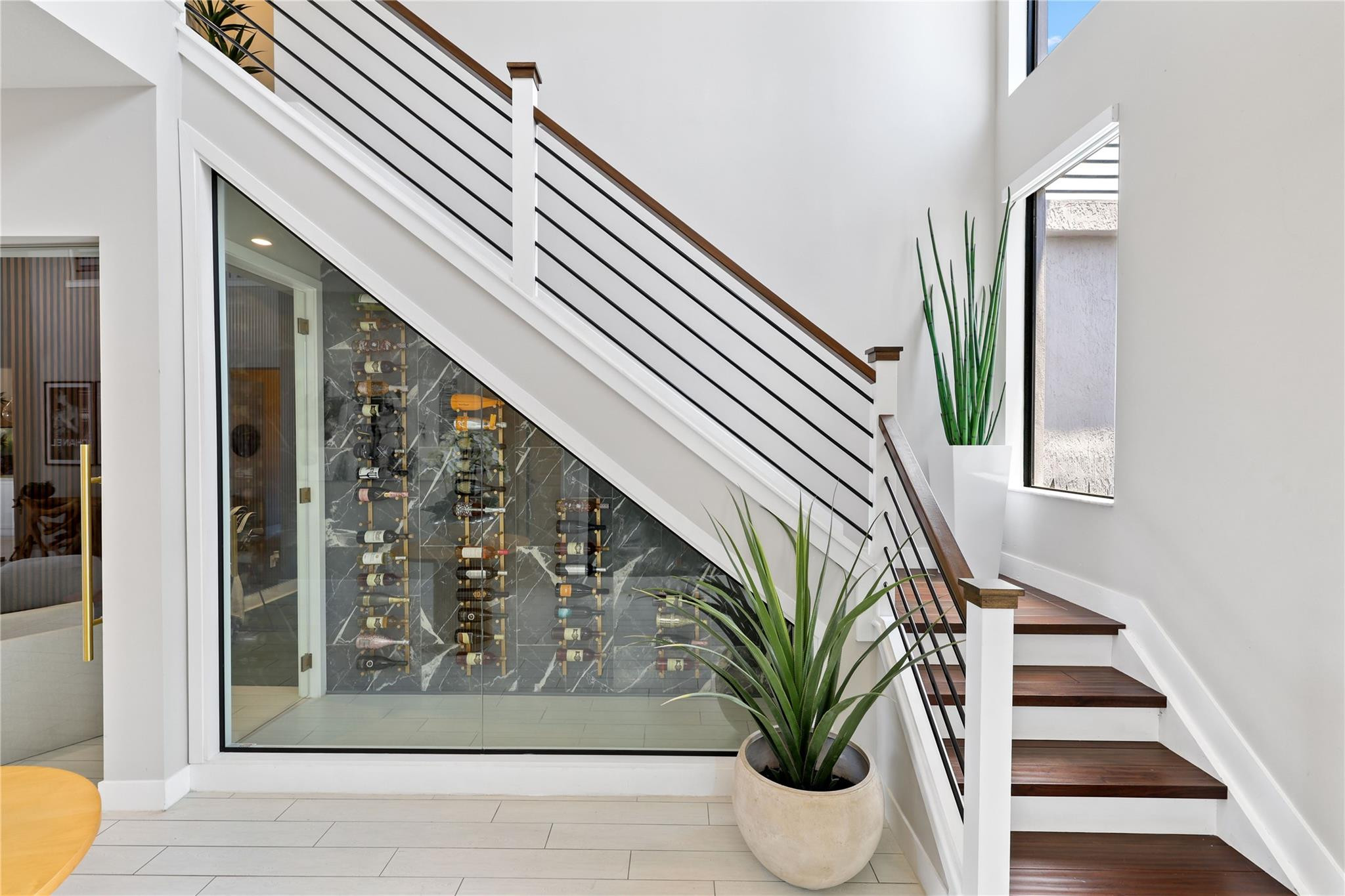 10945 Shore St