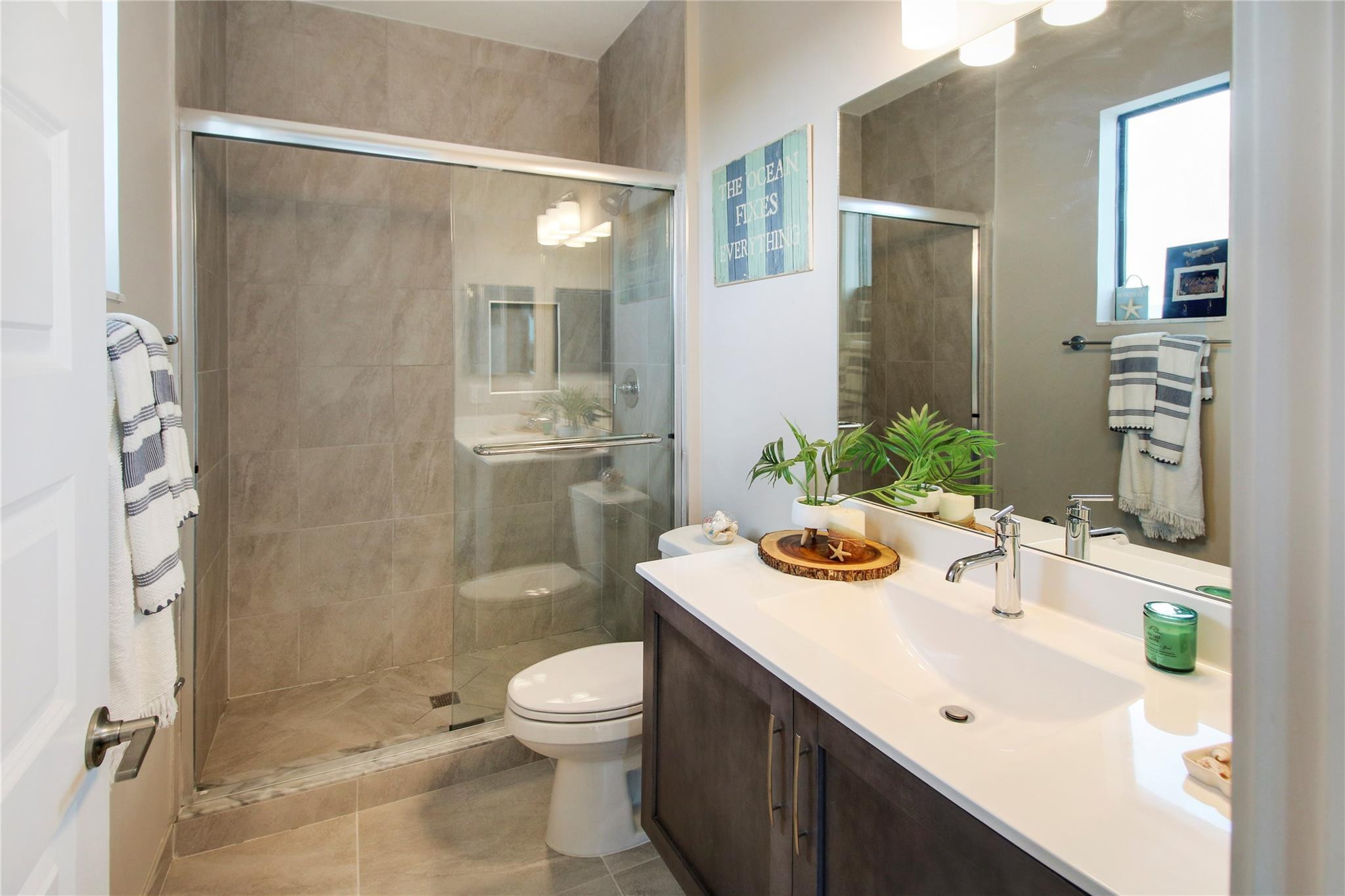 10705 Aqua Ct