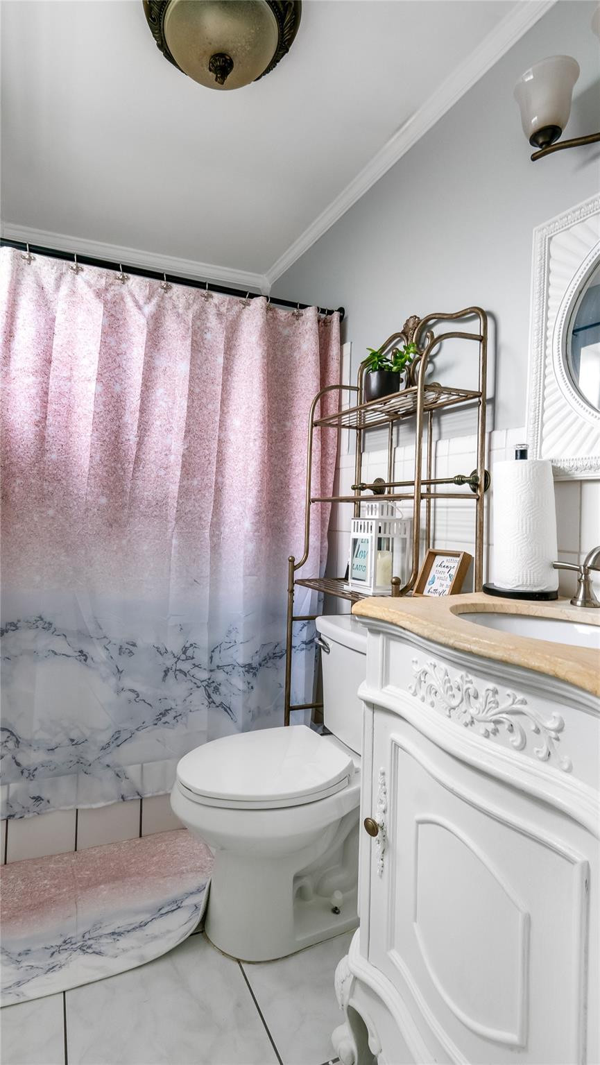 7670 Hope Street, Hollywood