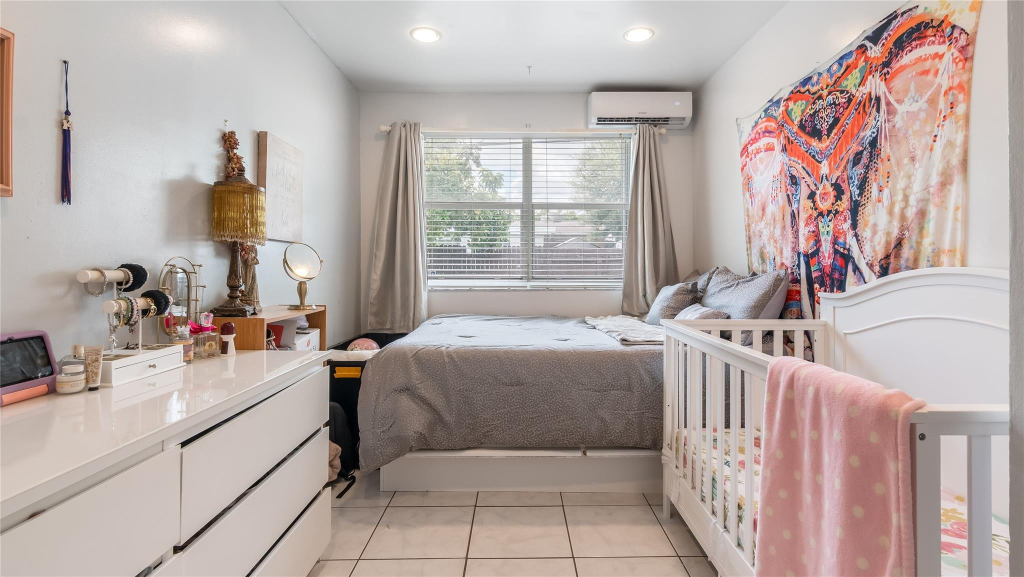 7670 Hope Street, Hollywood