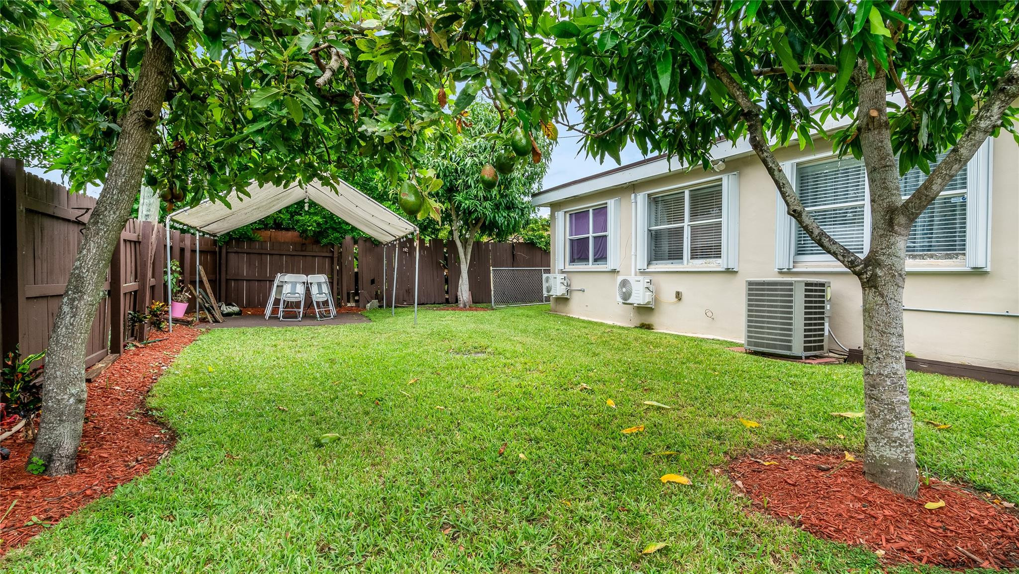 7670 Hope Street, Hollywood