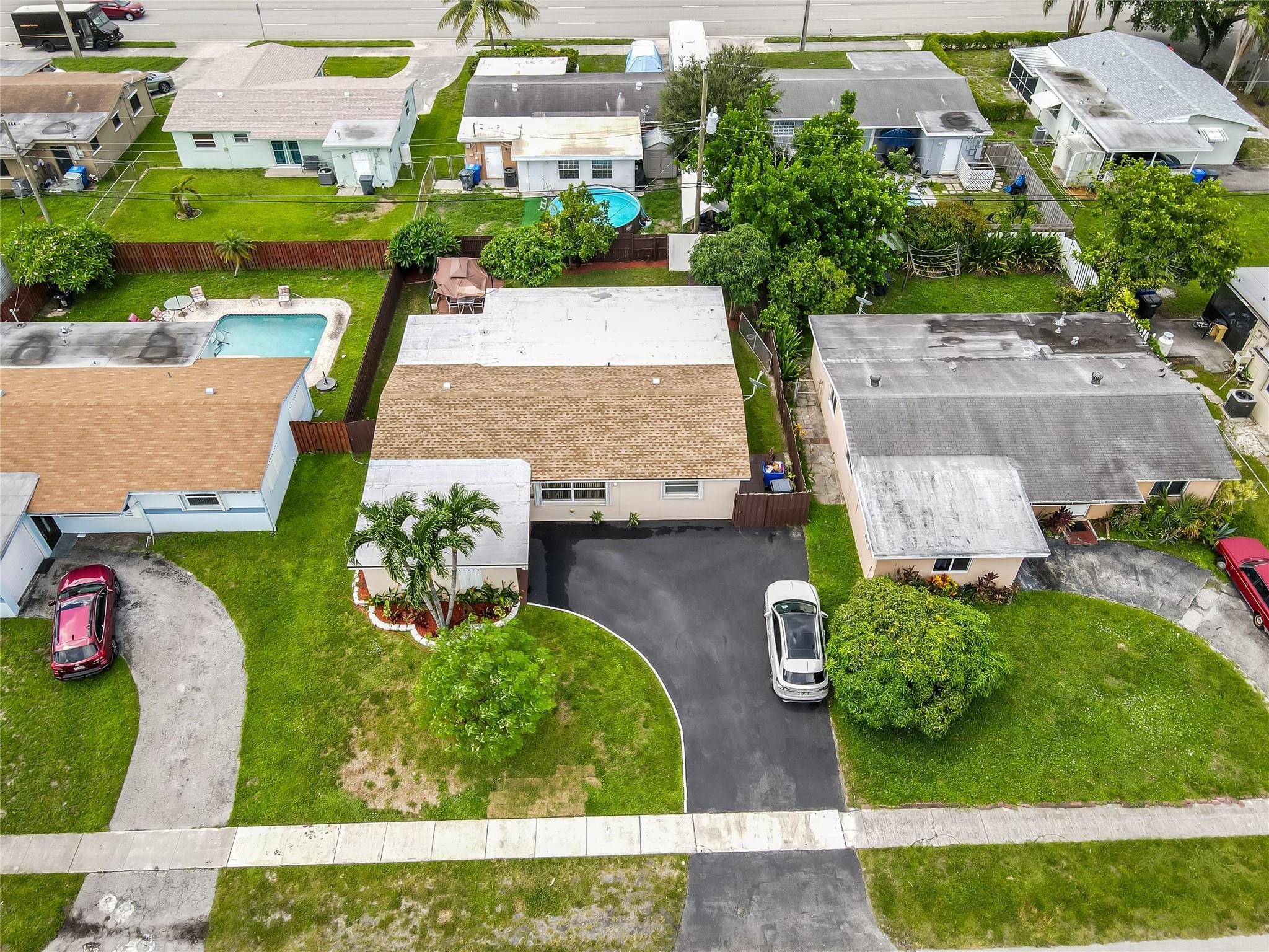 7670 Hope Street, Hollywood