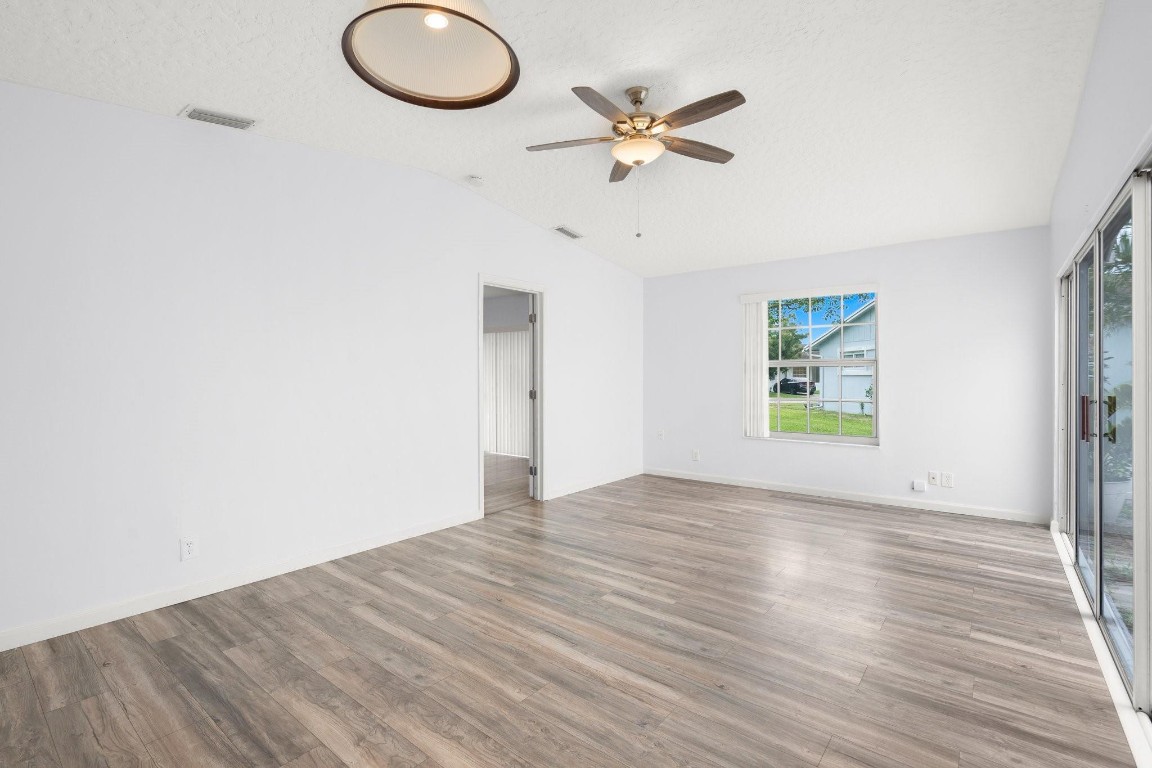 310 Lakewood Circle, Margate