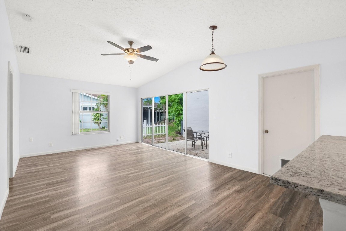 310 Lakewood Circle, Margate