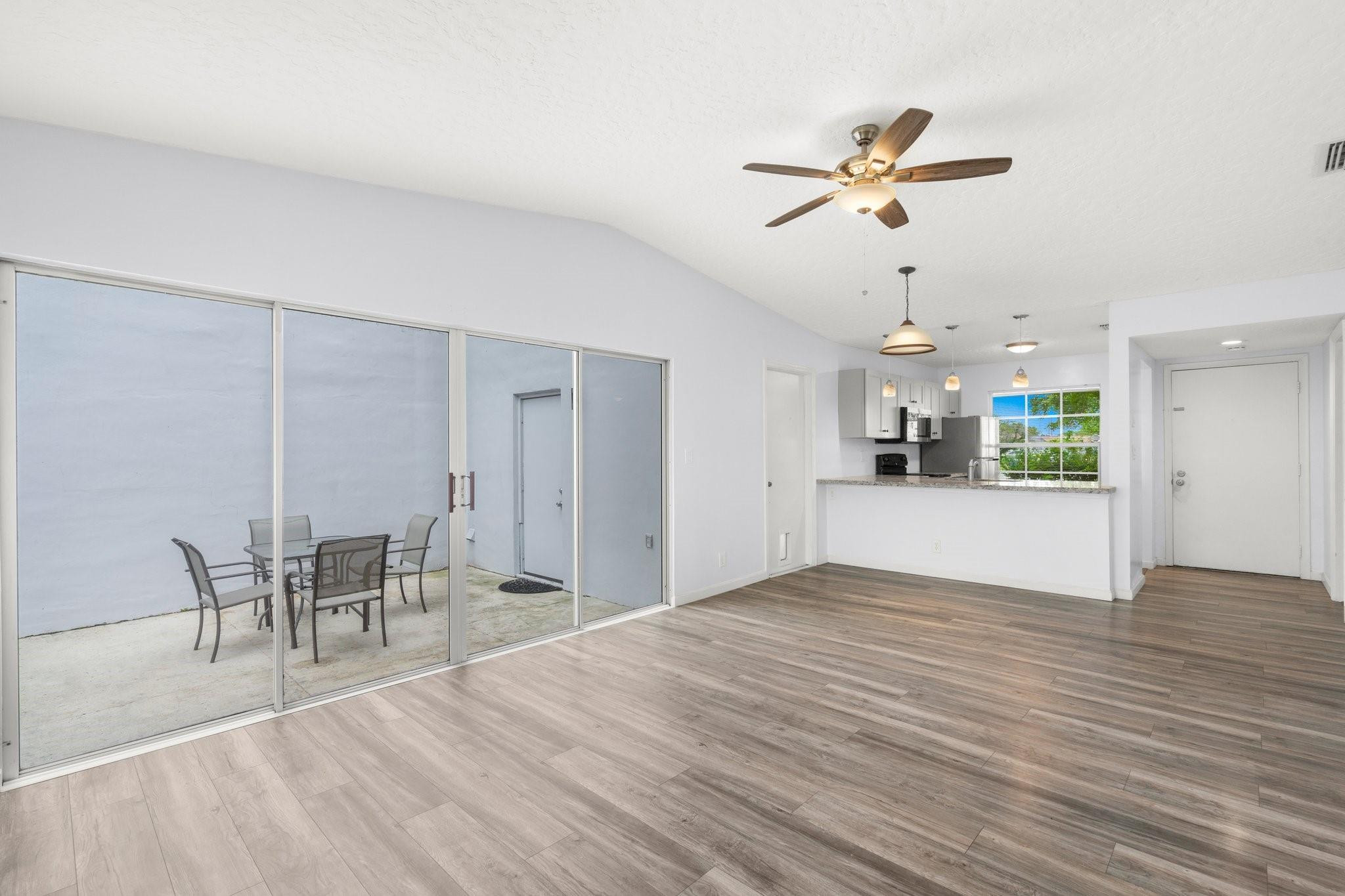 310 Lakewood Circle, Margate