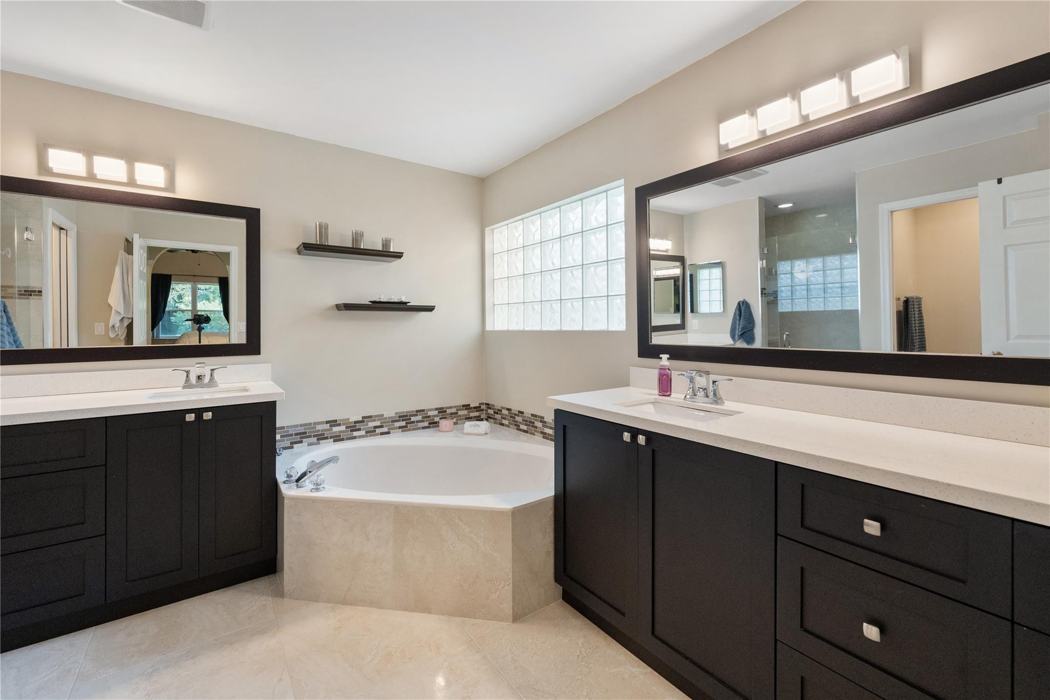 22764 E Royal Crown Ter E