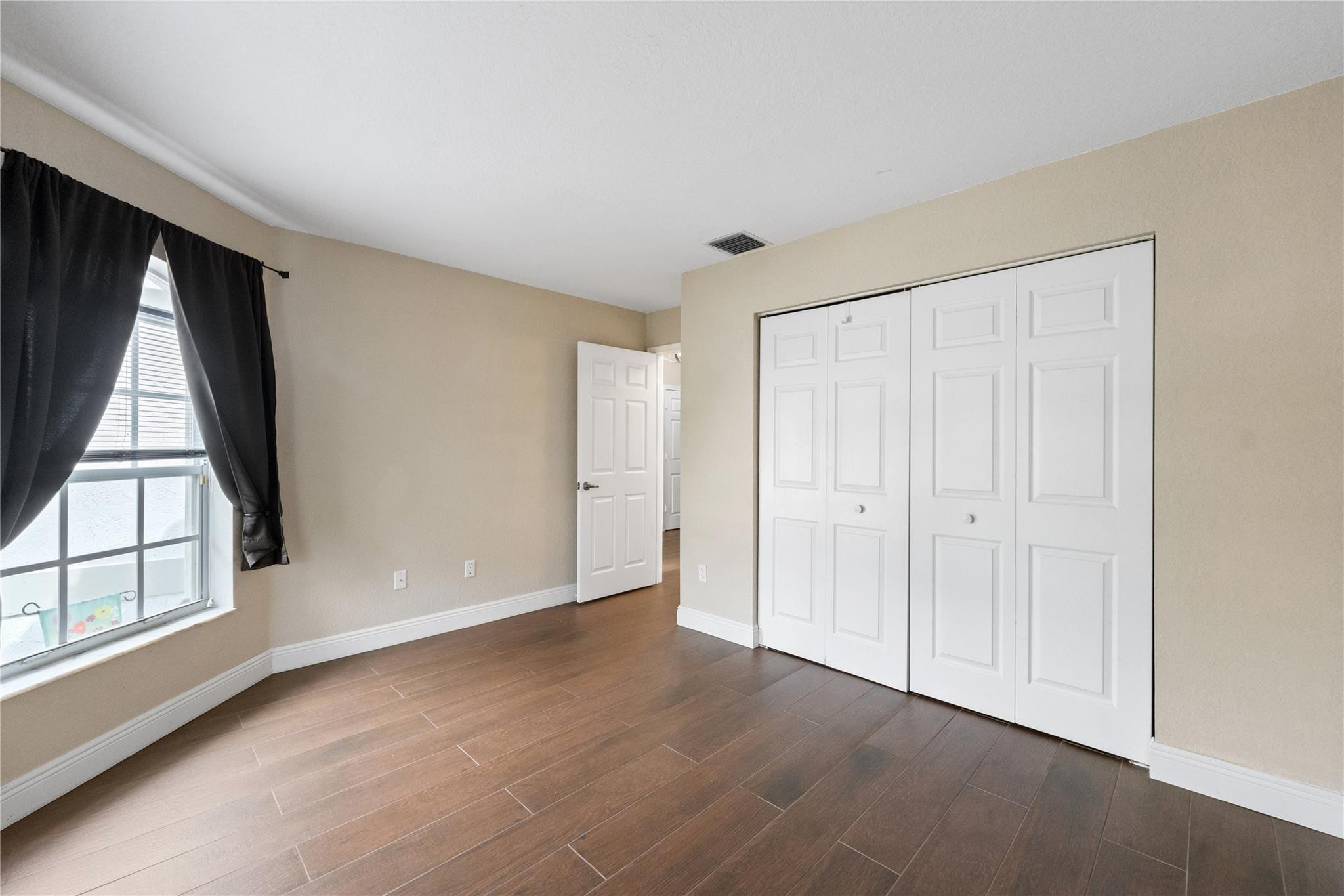 22764 E Royal Crown Ter E