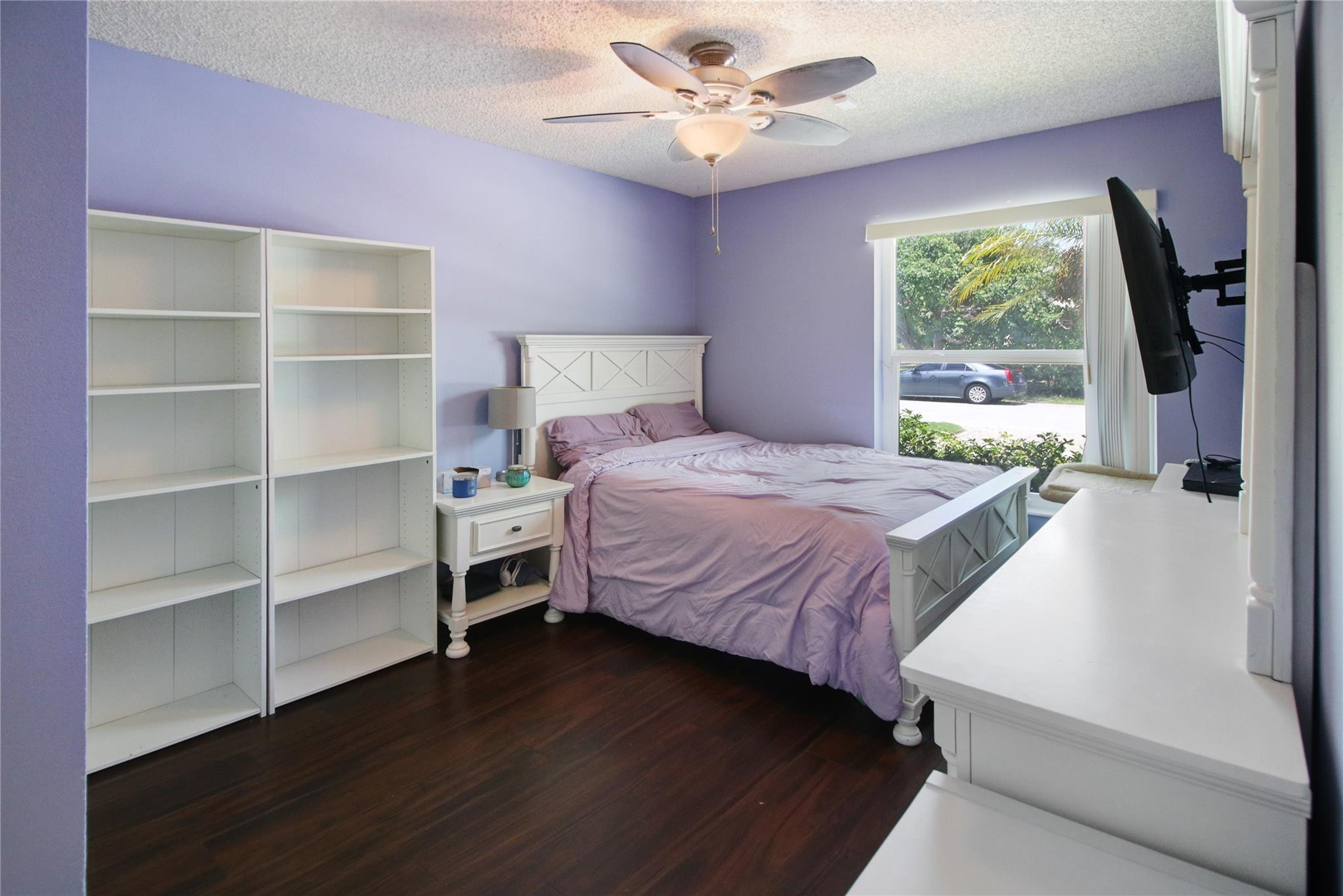 4320 NW 51st St