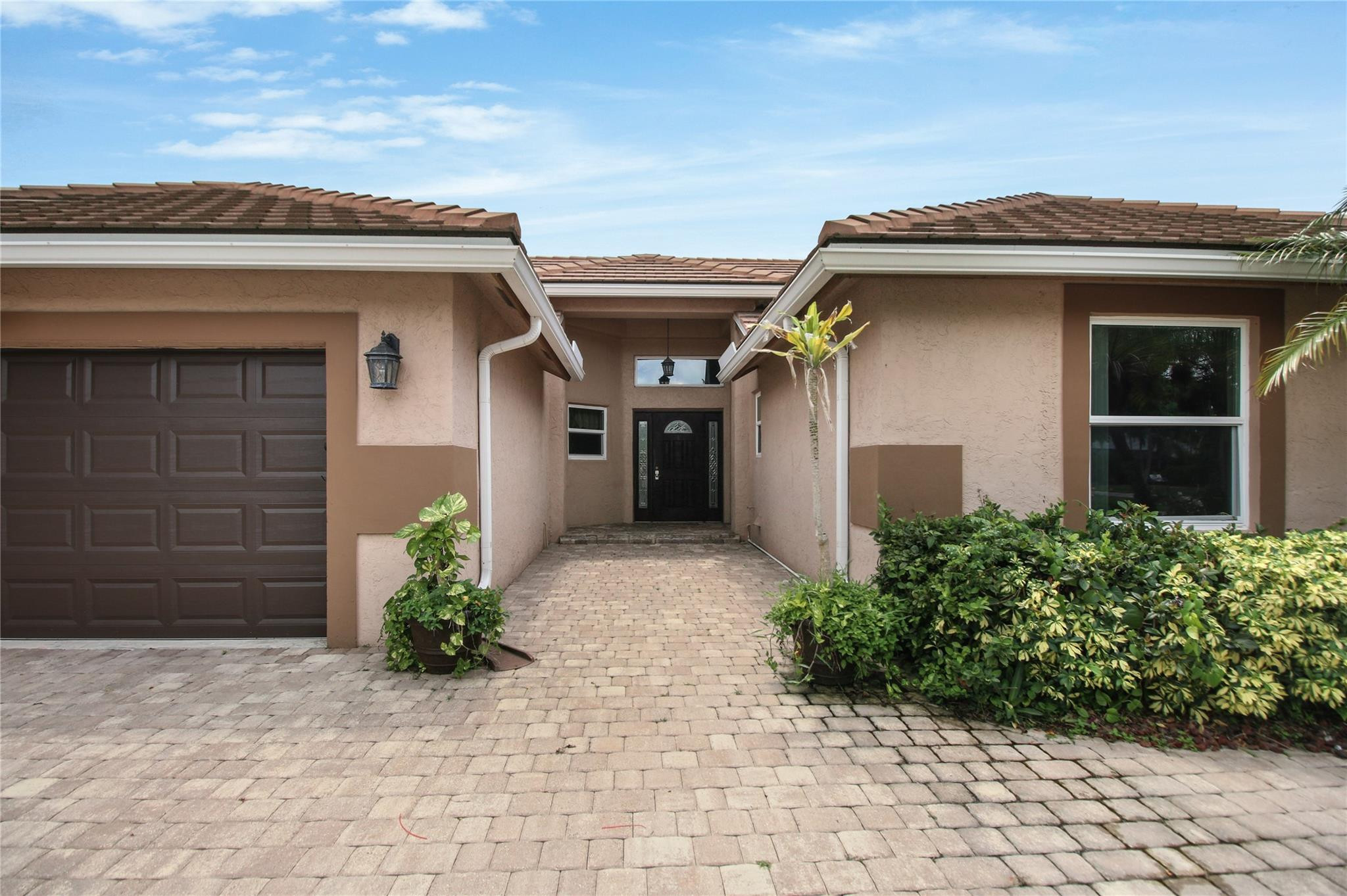 4320 NW 51st St