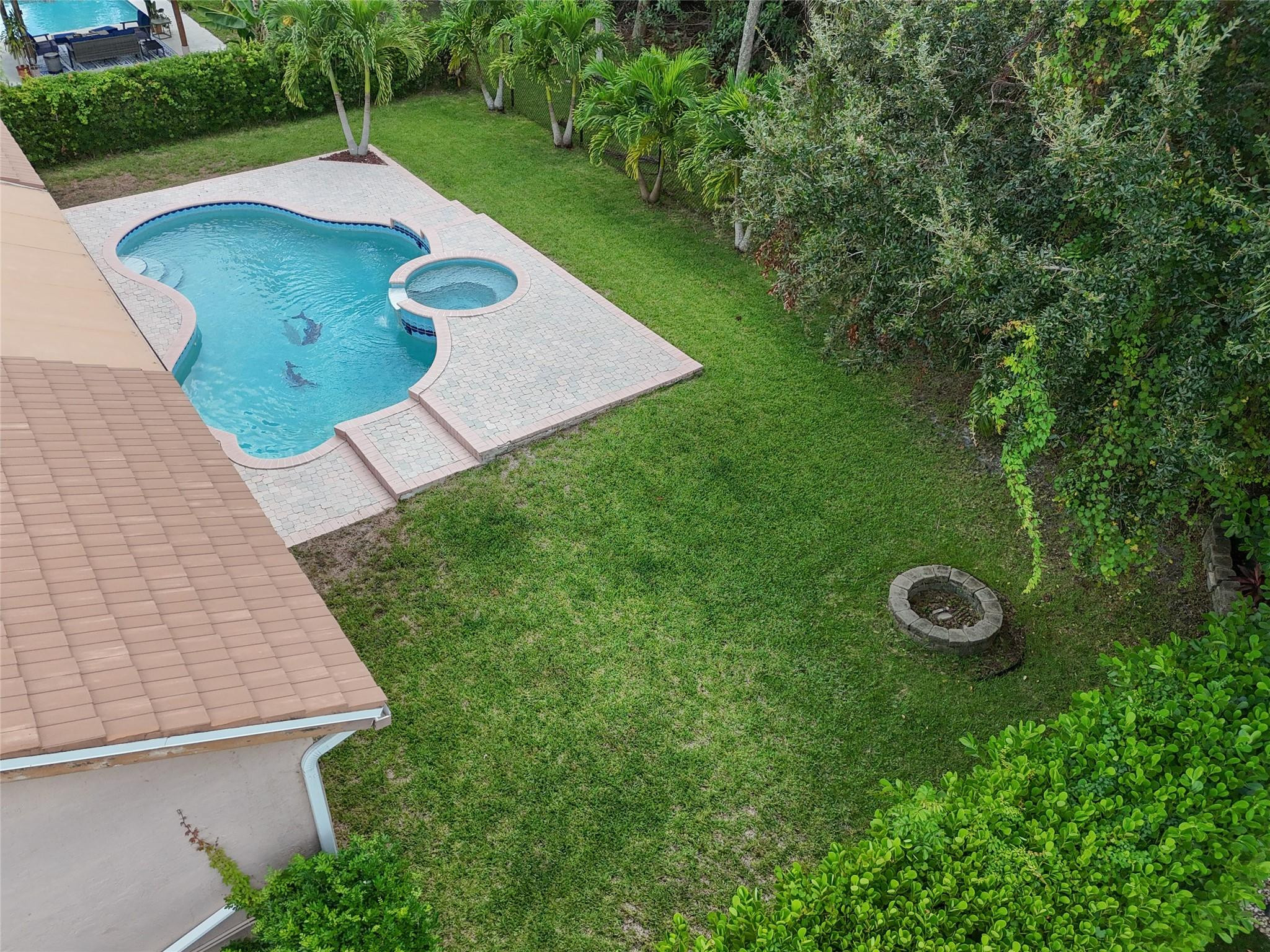 4320 NW 51st St