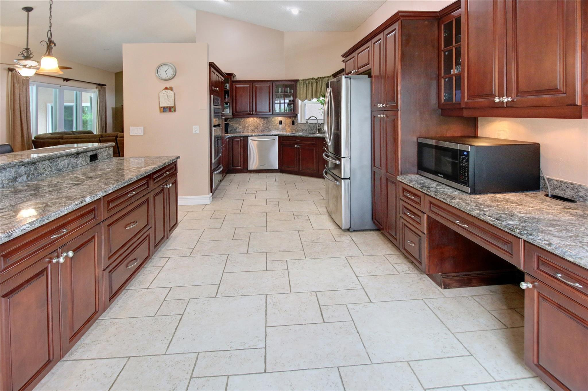 4320 NW 51st St