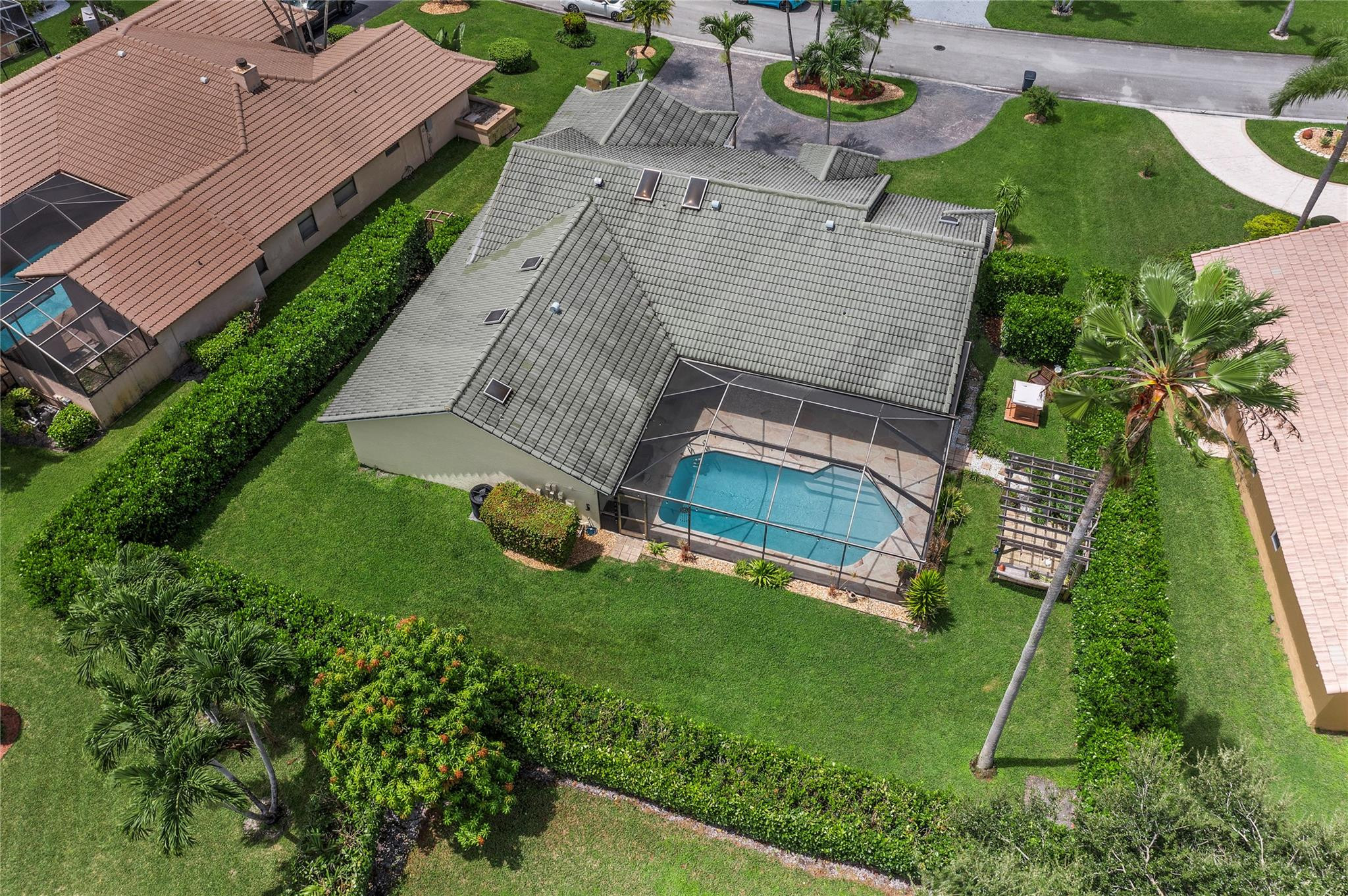 5069 NW 87th Ter