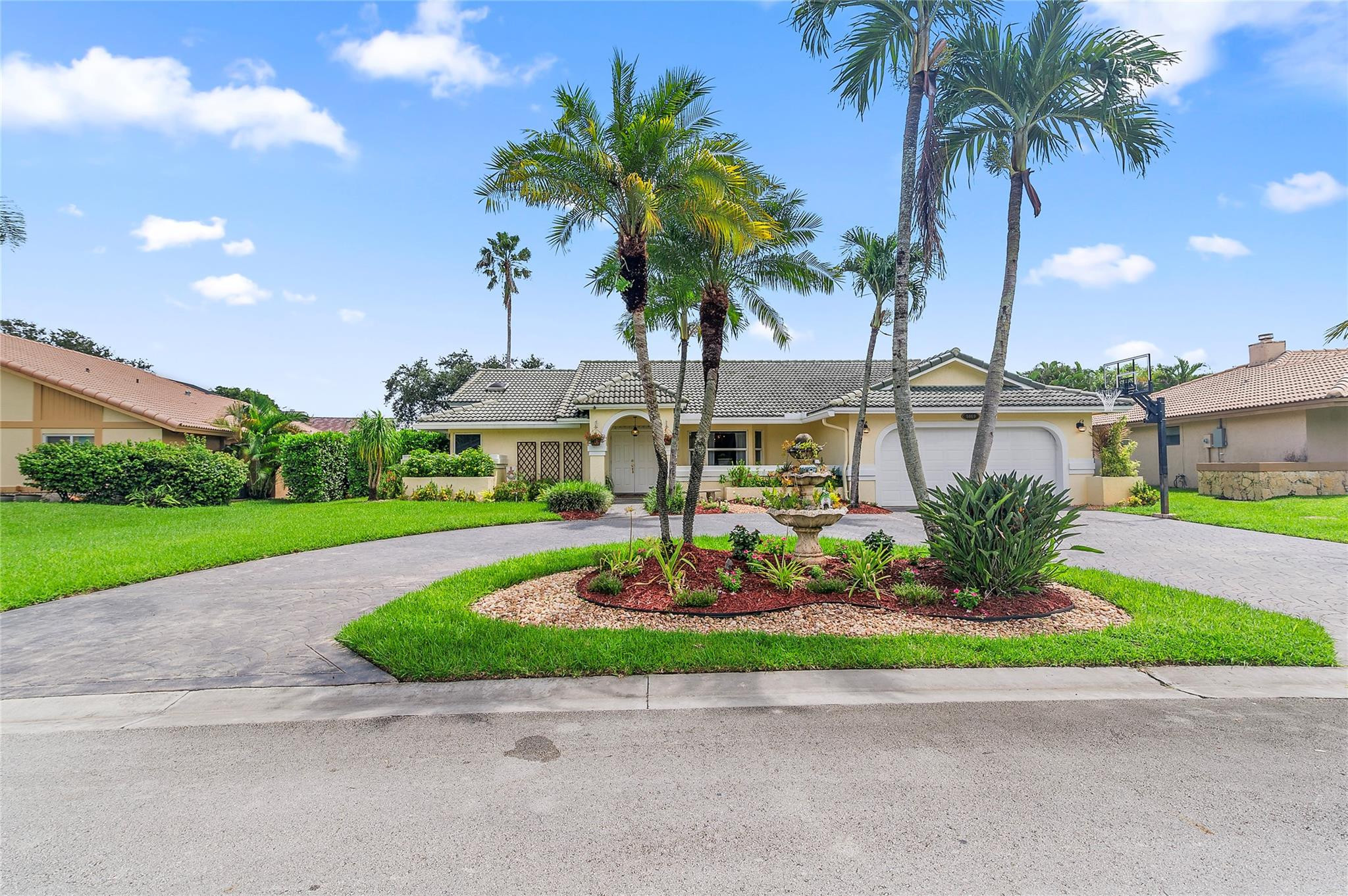 5069 NW 87th Ter
