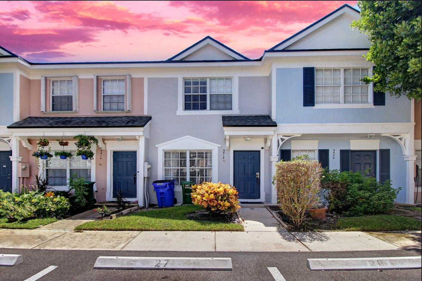 5518 Parade Place 27, Margate Unit: 27