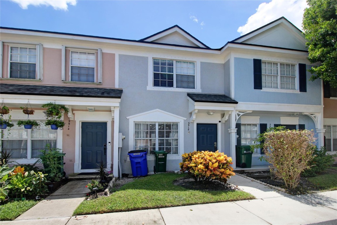 5518 Parade Place 27, Margate Unit: 27