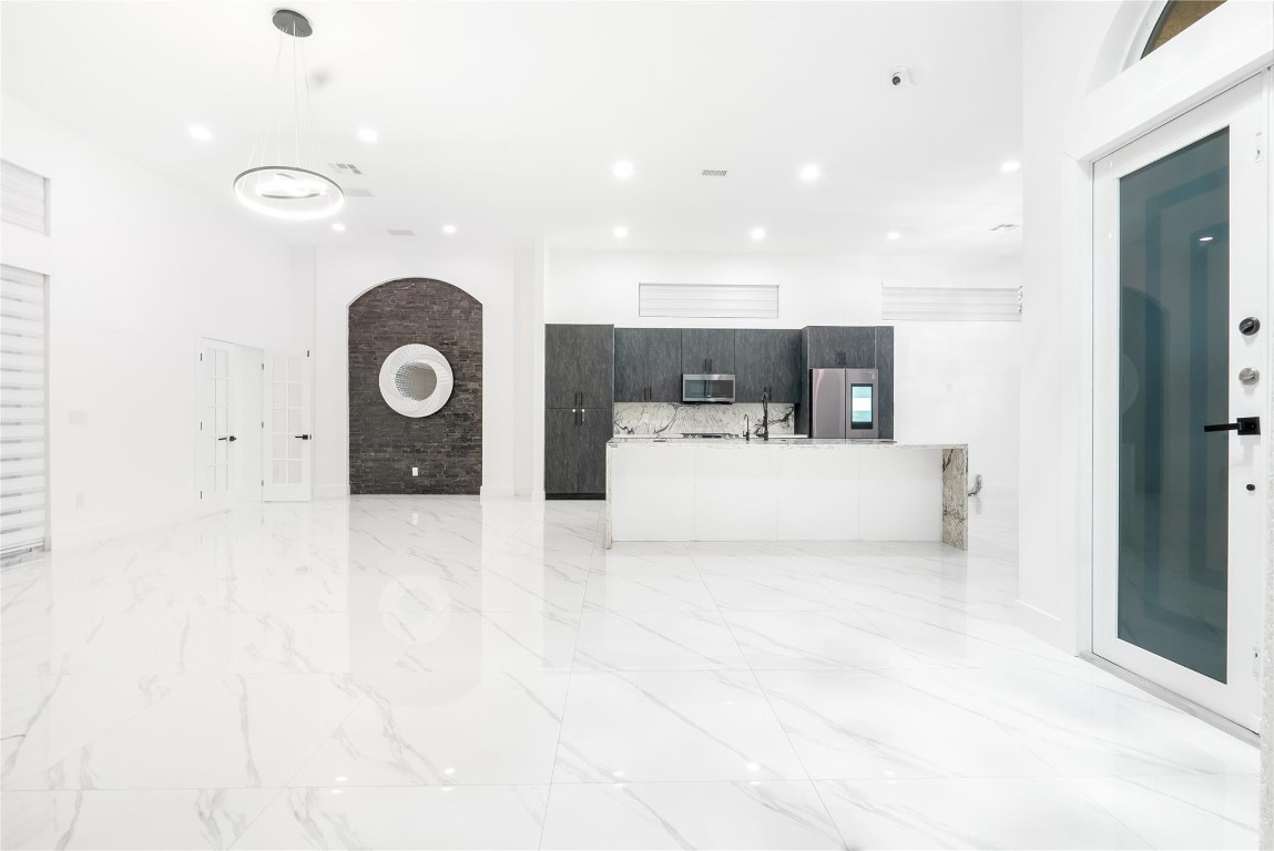 5843 NW 123rd Avenue, Coral Springs