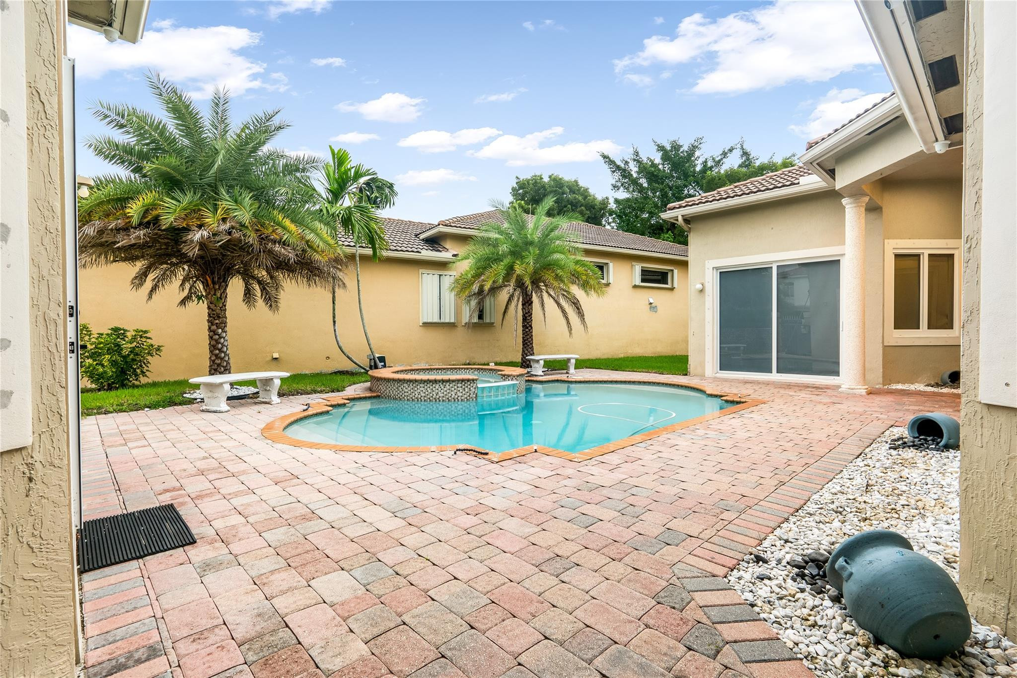 5843 NW 123rd Avenue, Coral Springs