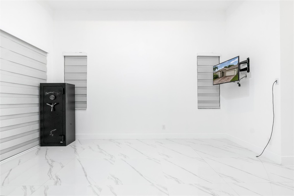 5843 NW 123rd Avenue, Coral Springs