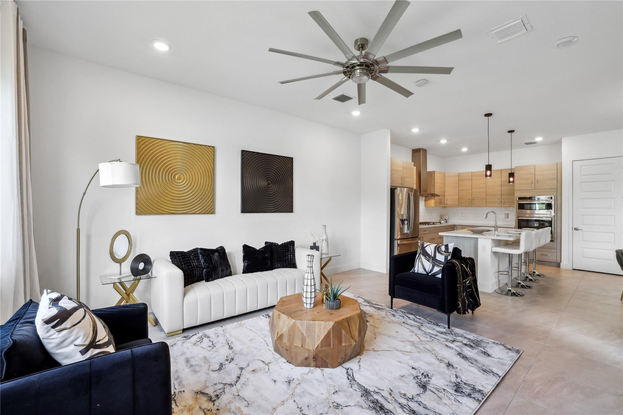 10547 N Lago Vista Cir