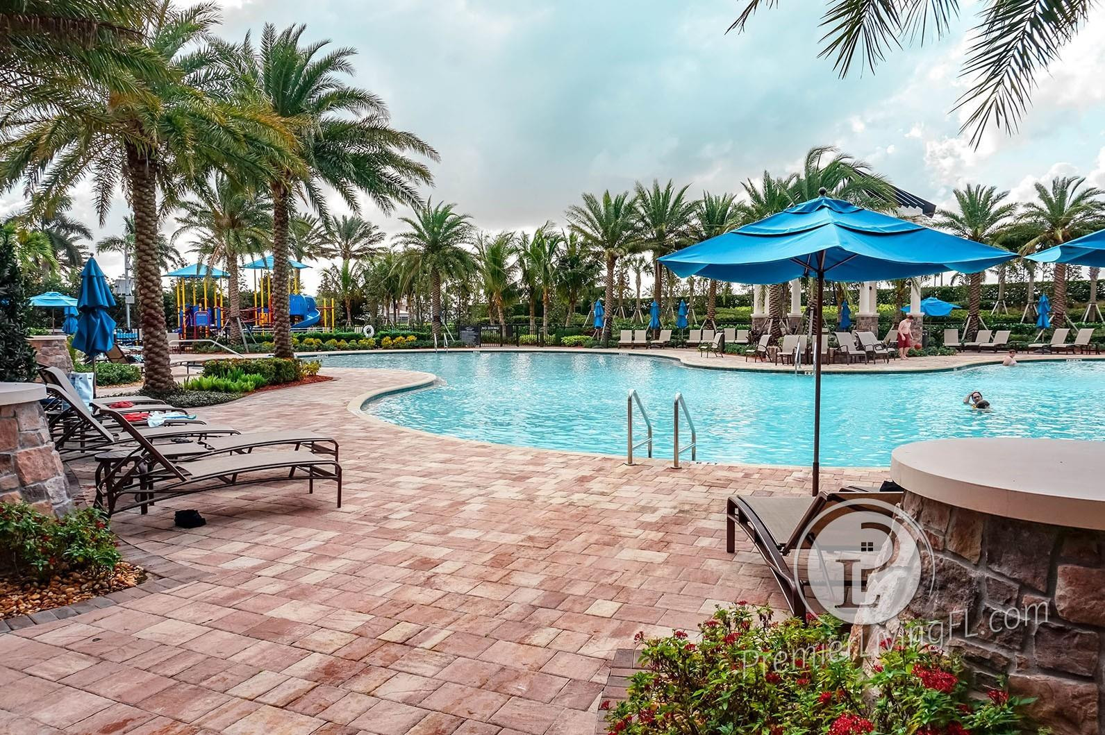 10547 N Lago Vista Cir