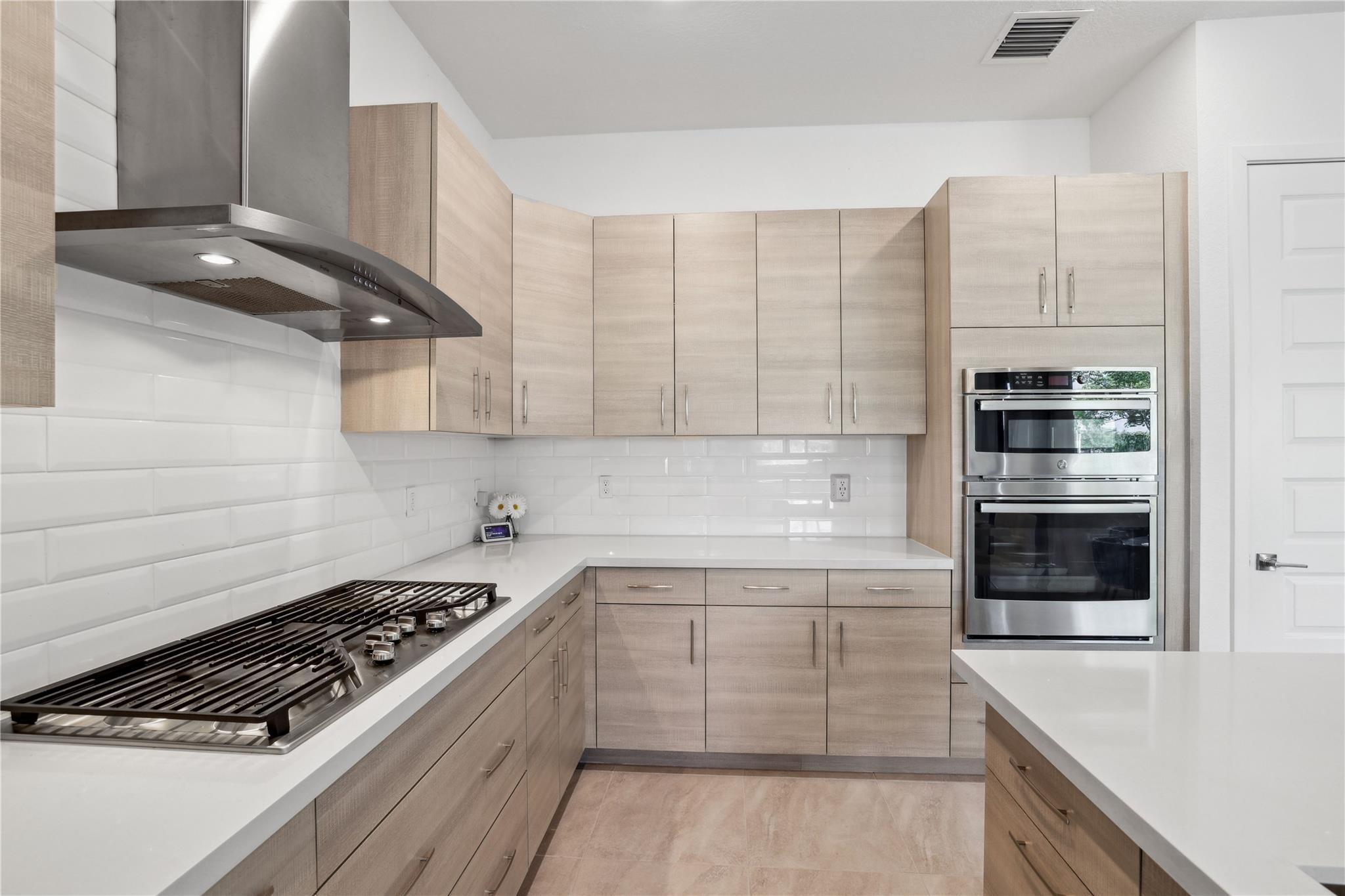 10547 N Lago Vista Cir