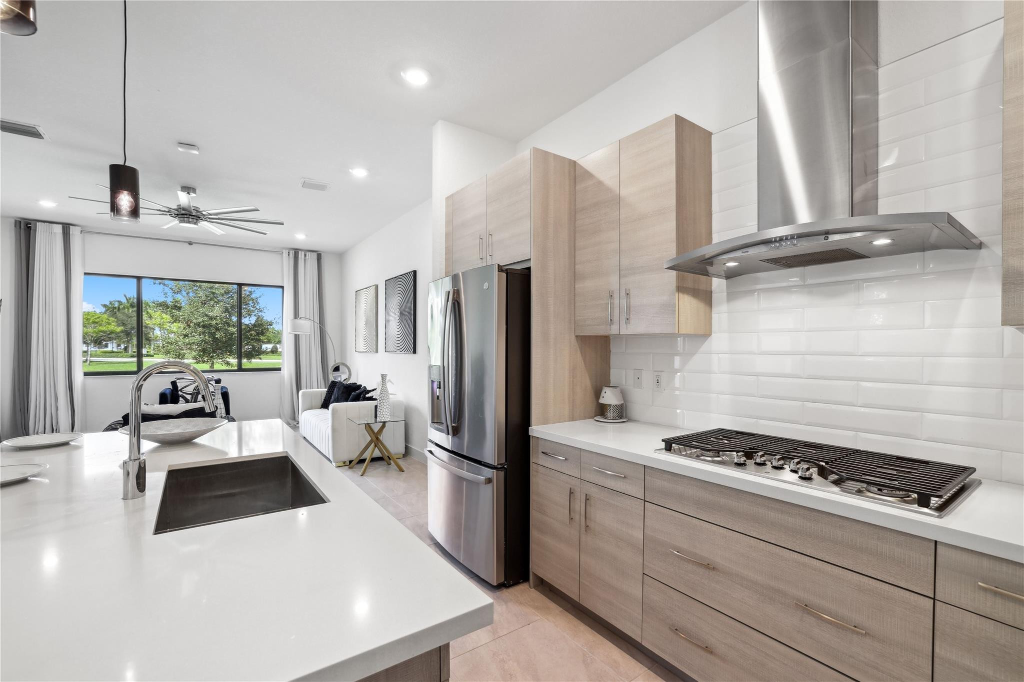 10547 N Lago Vista Cir