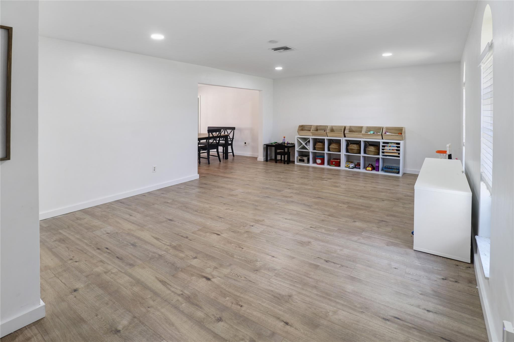 2425 NW 115th Dr