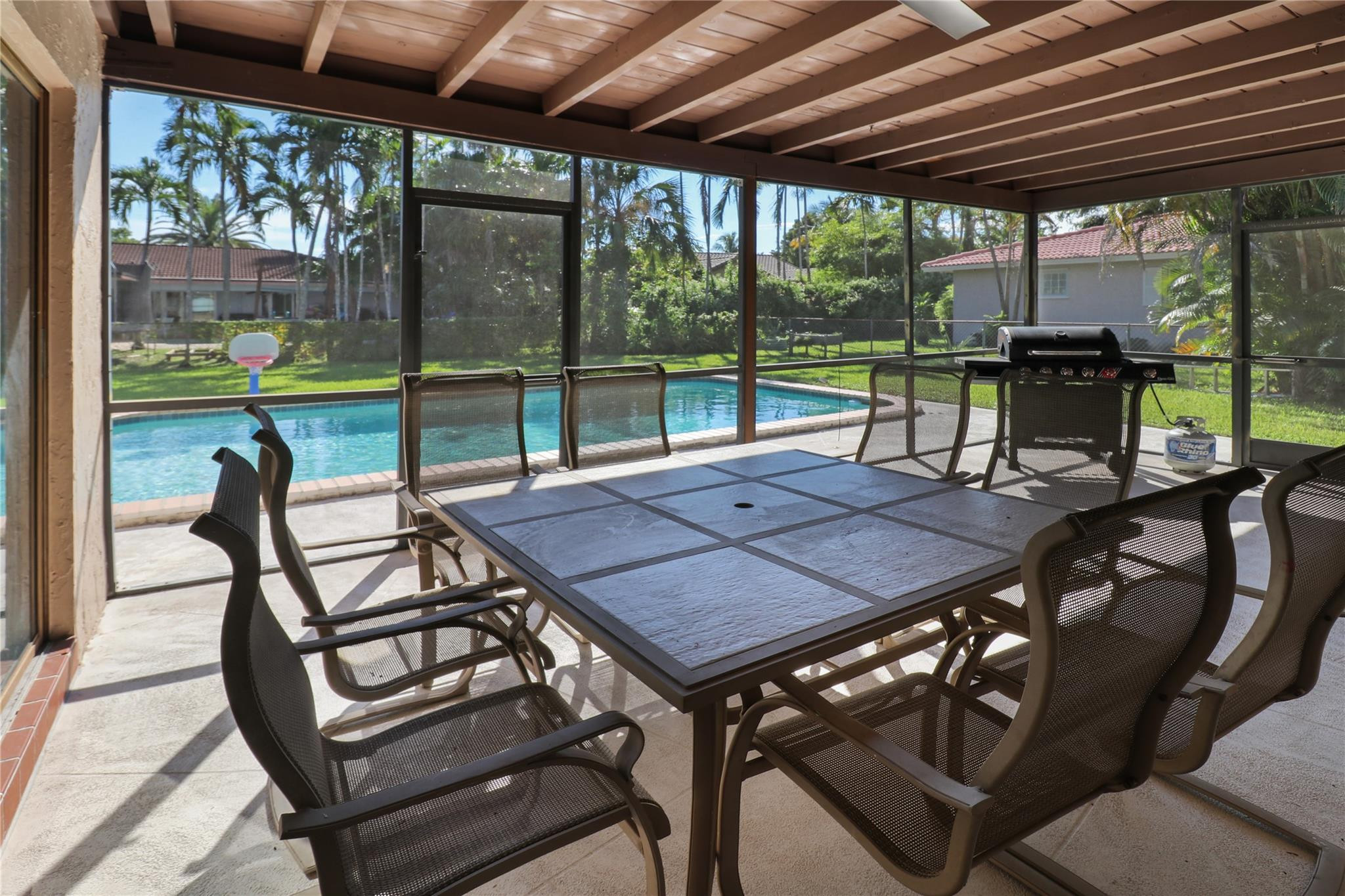 2425 NW 115th Dr