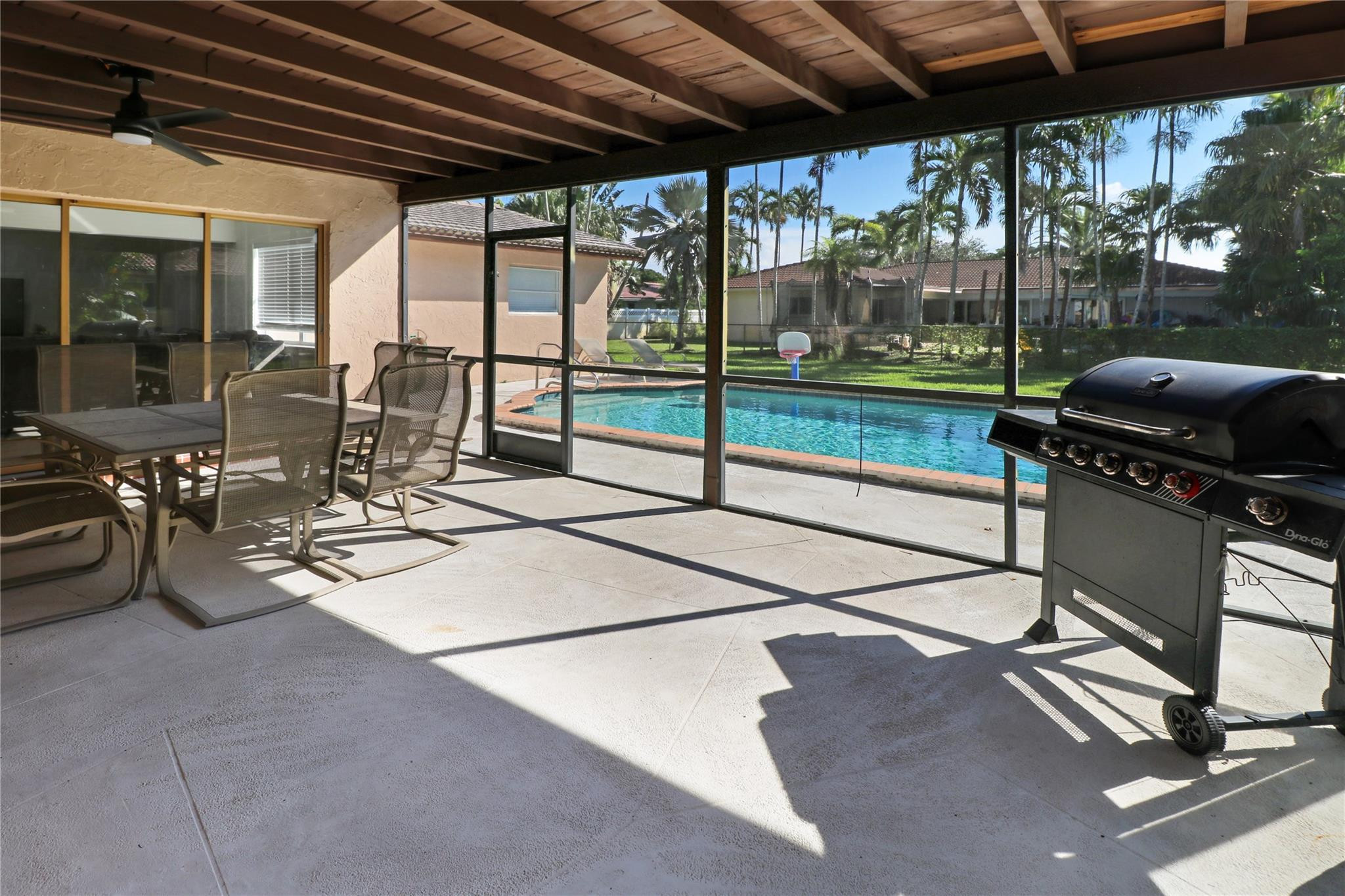 2425 NW 115th Dr