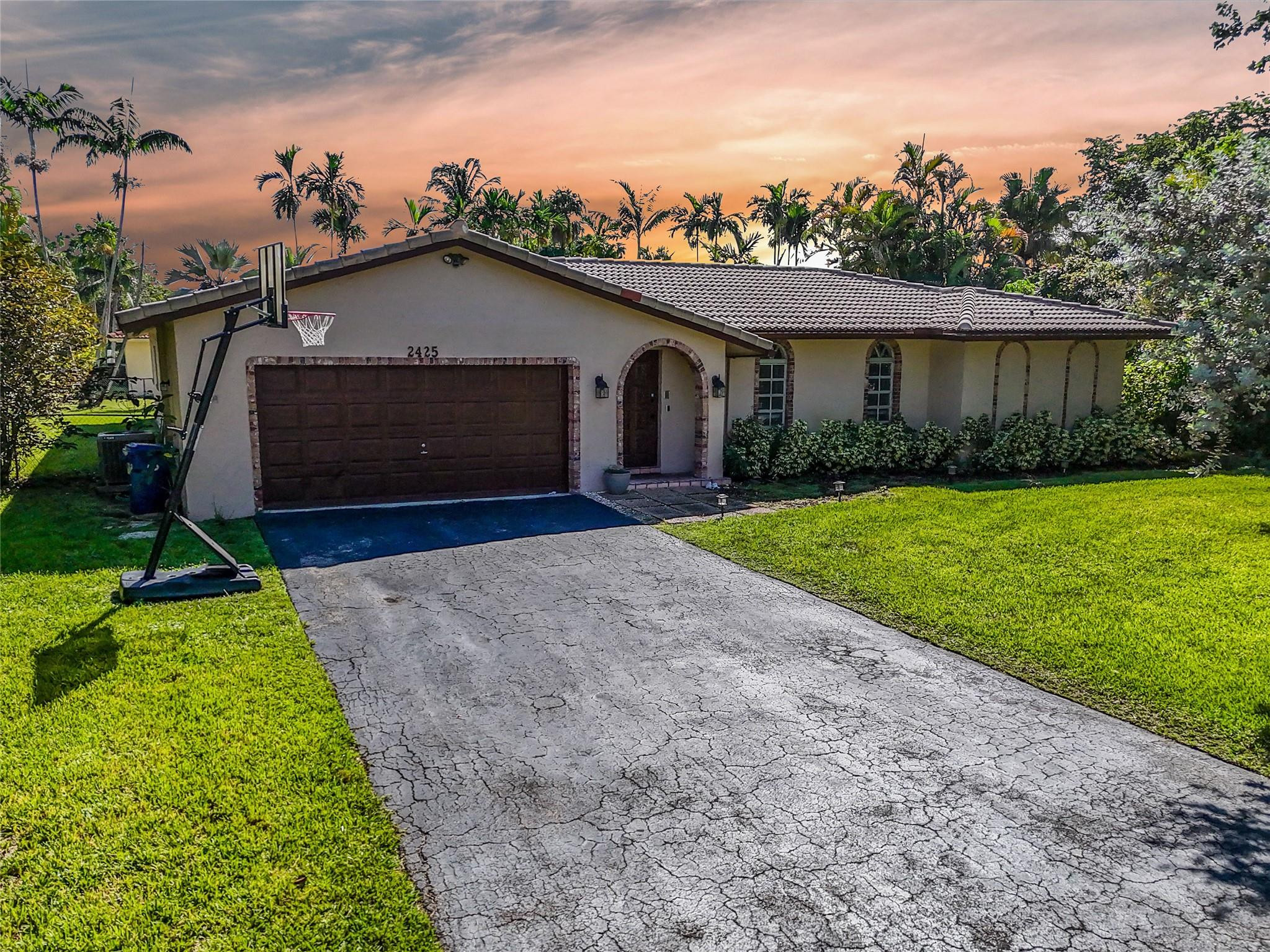 2425 NW 115th Dr