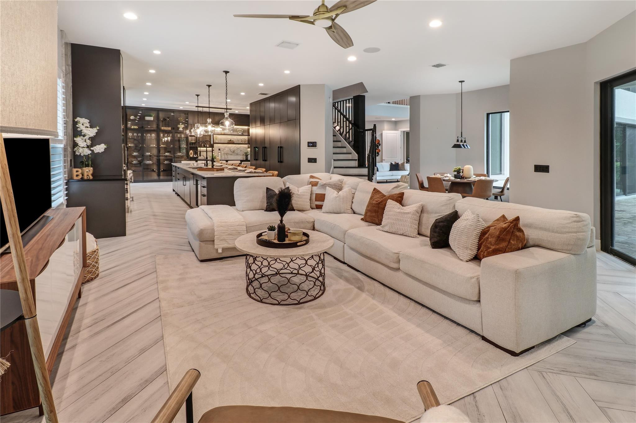 9455 Spiderlilly Ct