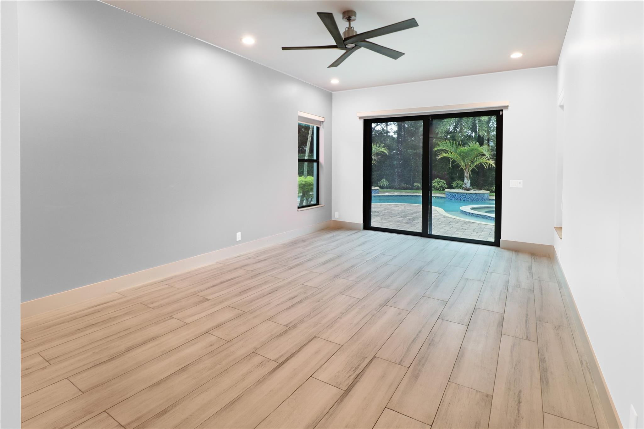 9455 Spiderlilly Ct