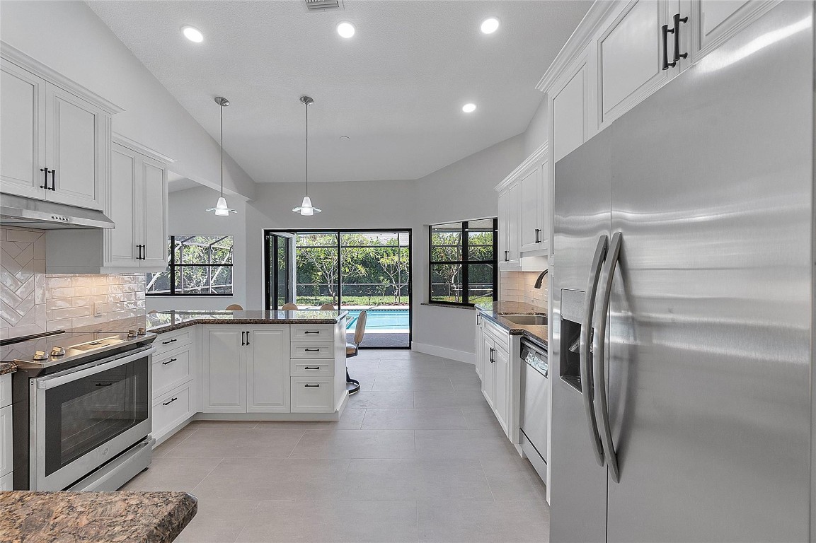 8839 NW 49th Drive, Coral Springs