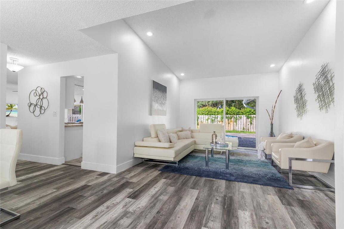 3926 NW 72nd Drive, Coral Springs