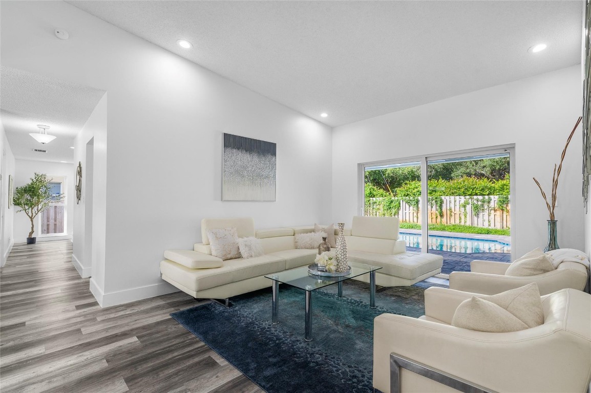 3926 NW 72nd Drive, Coral Springs