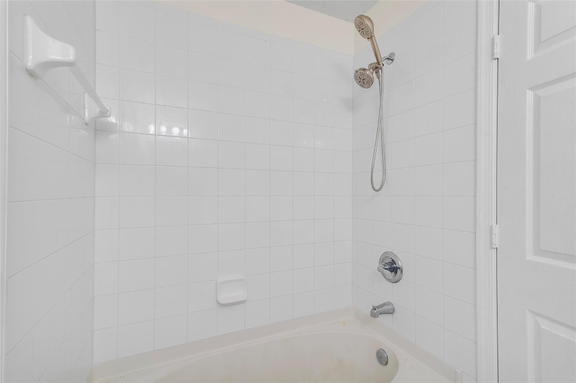 3817 Pond Apple Drive 3817, Weston Unit: 3817