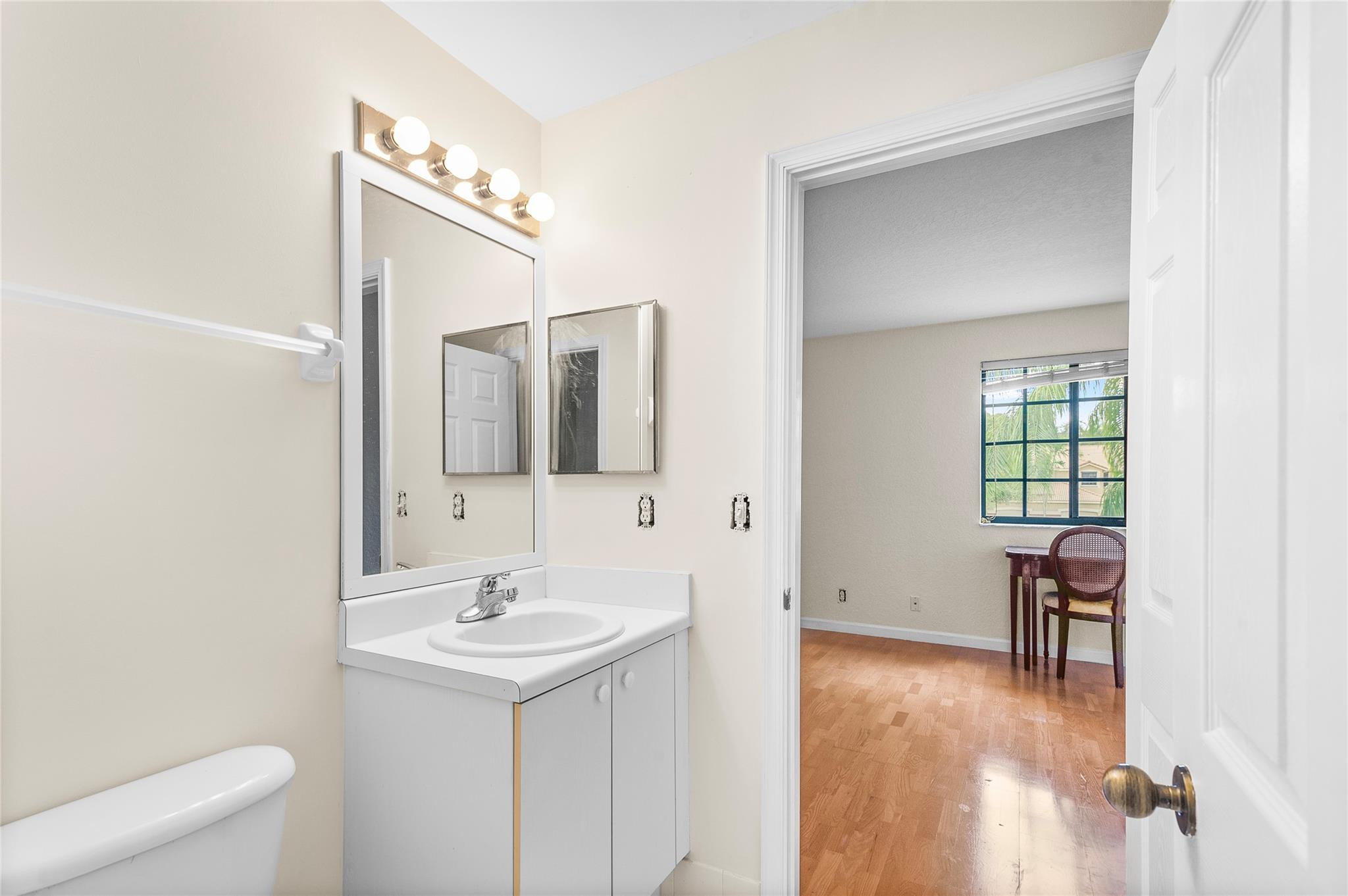 3817 Pond Apple Drive 3817, Weston Unit: 3817