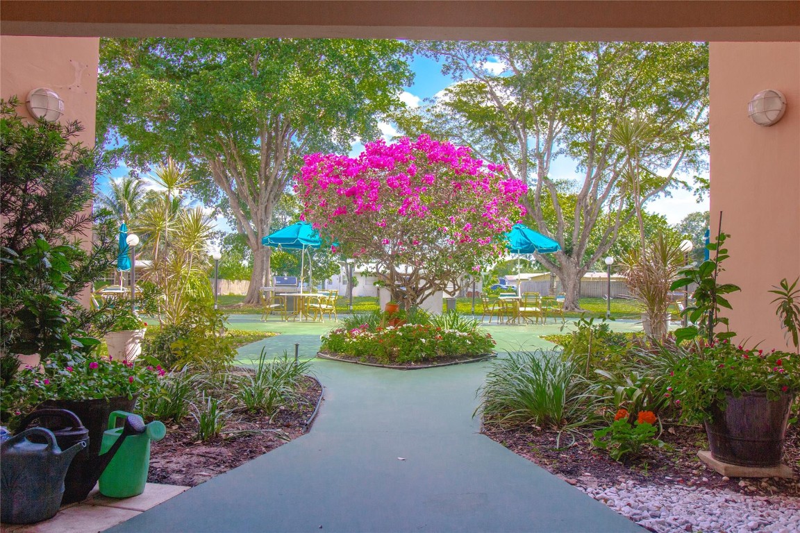 2801 NW 47th Terrace 204, Fort Lauderdale Unit: 204