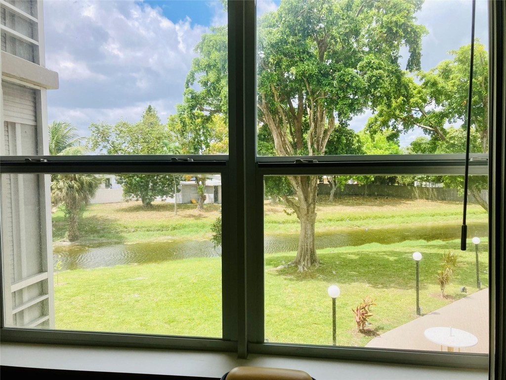 2801 NW 47th Terrace 204, Fort Lauderdale Unit: 204