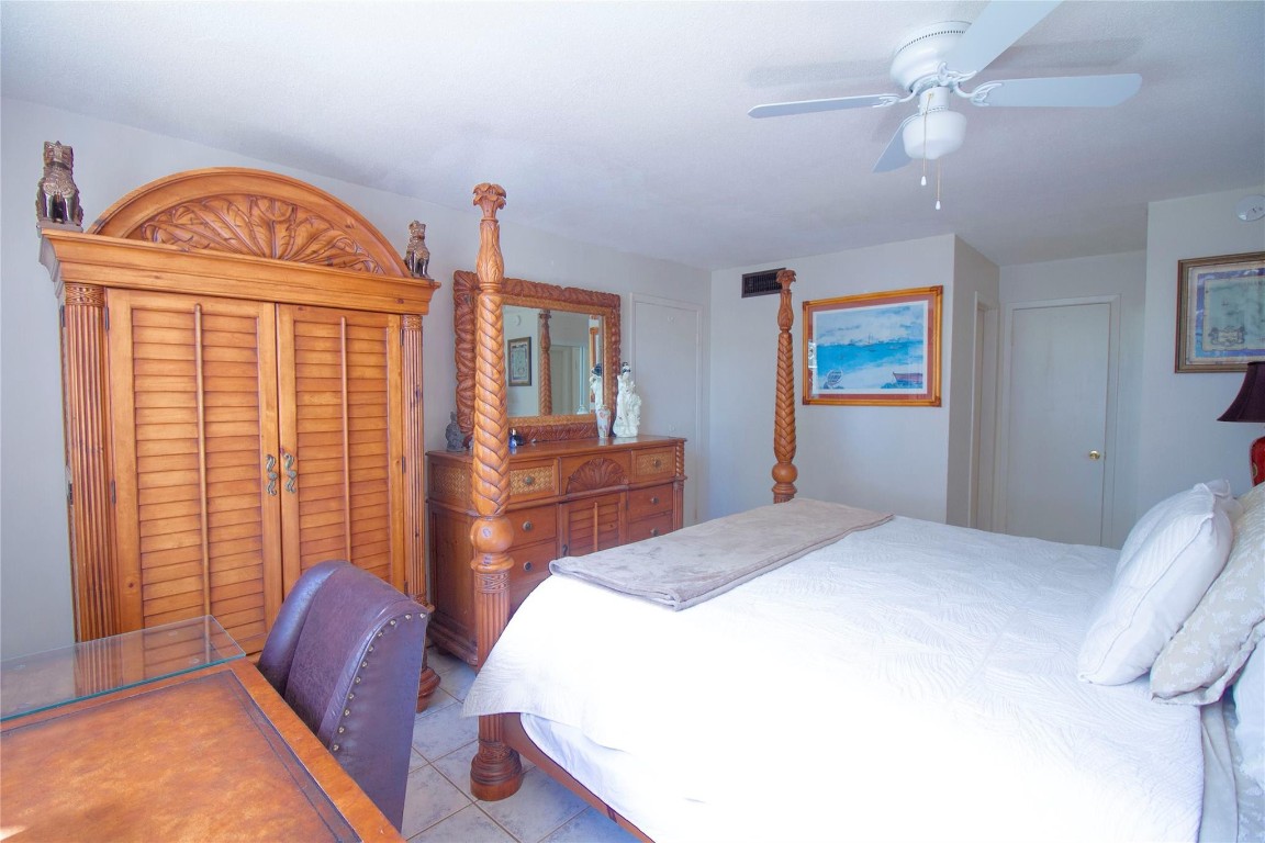 2801 NW 47th Terrace 204, Fort Lauderdale Unit: 204