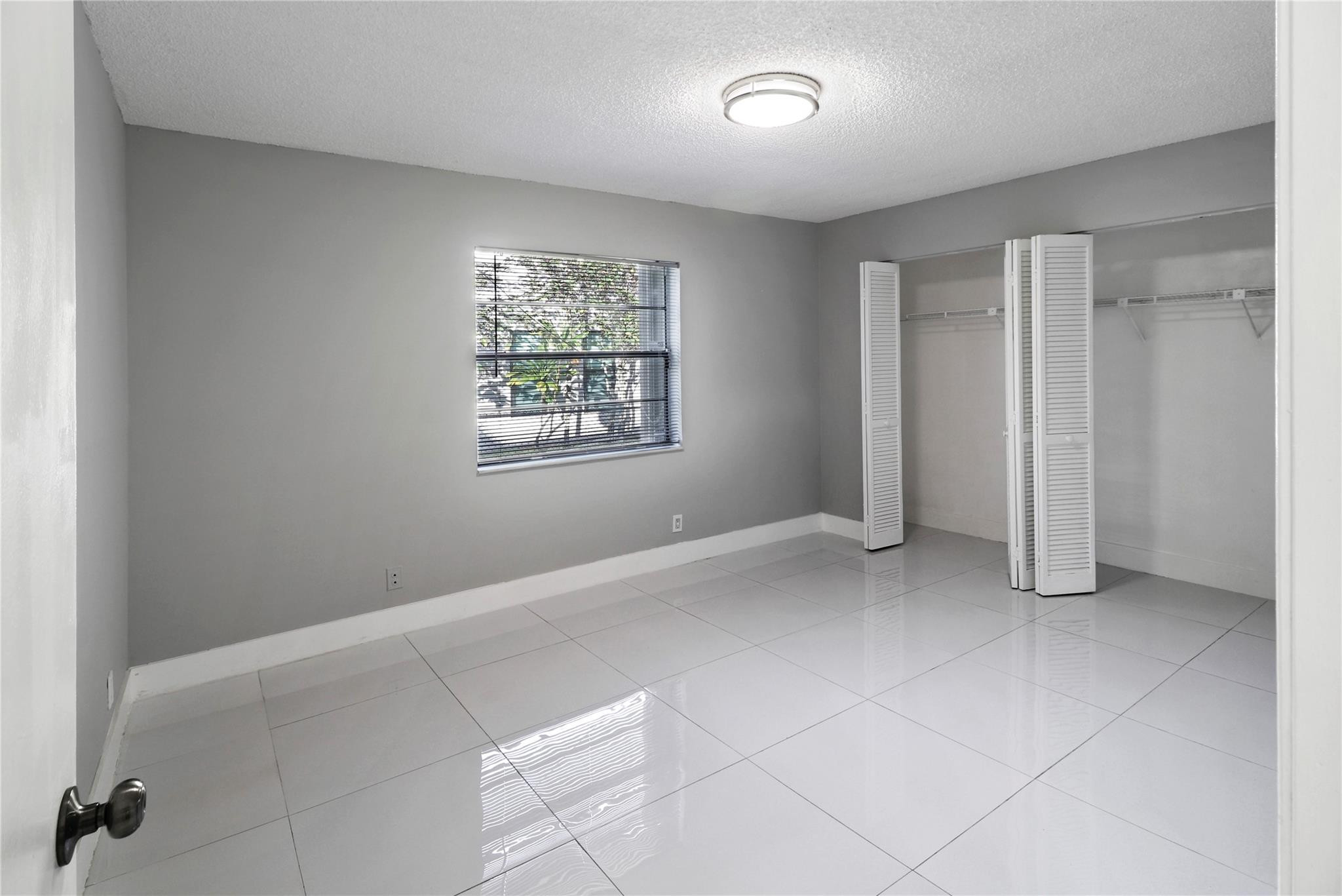 1446 NW 113th Ter