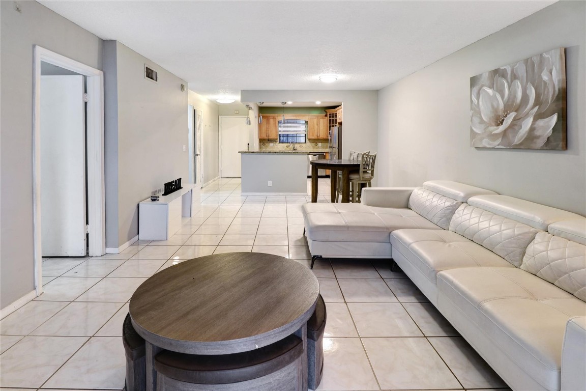 3351 NW 85th Avenue 115, Coral Springs Unit: 115