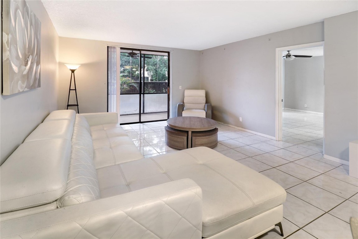 3351 NW 85th Avenue 115, Coral Springs Unit: 115