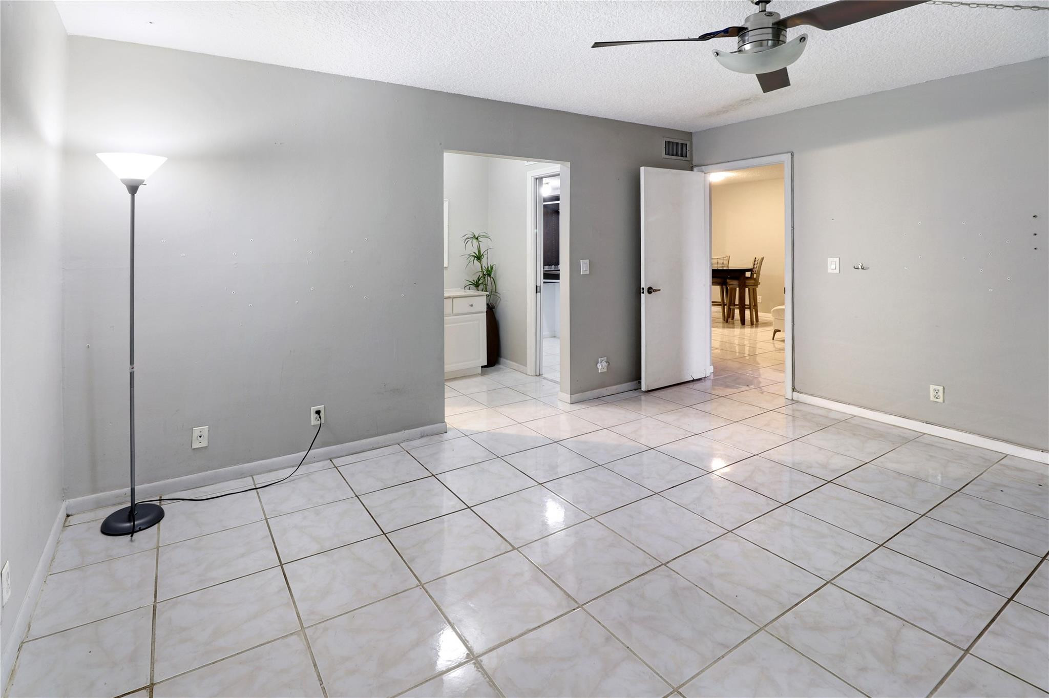 3351 NW 85th Avenue 115, Coral Springs Unit: 115