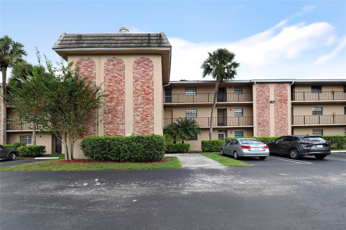 3351 NW 85th Avenue 115, Coral Springs Unit: 115