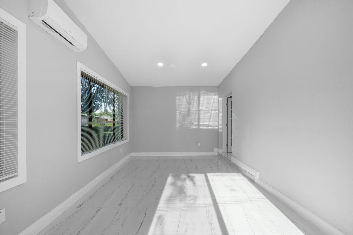 1300 NW 90th Street, Miami