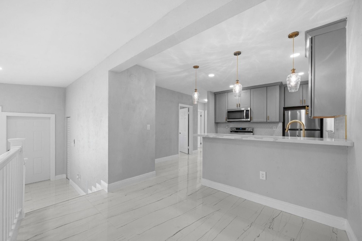 1300 NW 90th Street, Miami